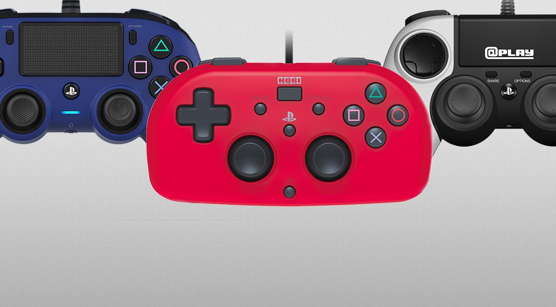 Un primo sguardo ai nuovi controller compatti con licenza ufficiale e al mini gamepad per PS4